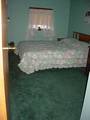Full bedroom
